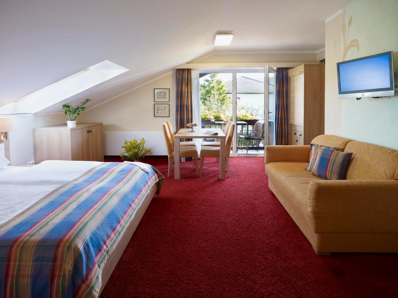 Landhaushotel Hof Wasserkuppe Poppenhausen Eksteriør bilde